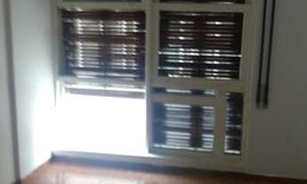 Imagem 5: Apto aluguel 96 m2. living, coz, armários, lavanderia; 2 dorm. arm embutido e dep. empreg