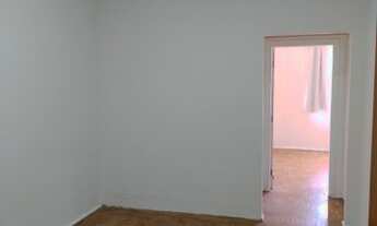 Imagem 7: Apto Quarto e sala. Reformado, armários, iluminado, Wc BOX cozinha área de serviço . sol d