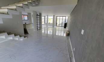 Imagem 2: Casa de condomínio sobrado para venda possui 300 metros quadrados com 3 quartos