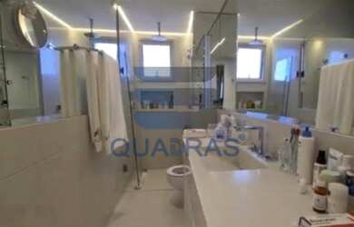 Imagem 3: Apartamento para venda possui 306 metros quadrados com 3 quartos em Moema - São Paulo - SP