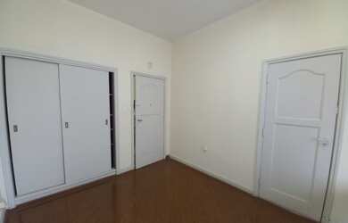 Imagem 4: ÓTIMA SALA COMERCIAL PARA LOCAÇÃO NO CENTRO O LADO DO FÓRUM JOÃO MENDES - SÃO PAULO - SP