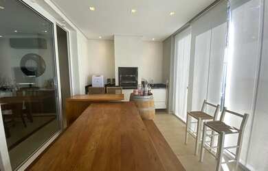 Imagem 6: Casa mobiliada em condominio fechado na Granja Julieta com quatro suites