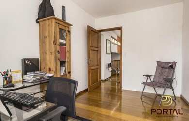 Imagem 3: PORTO ALEGRE - Sobrado Padrão - CAVALHADA