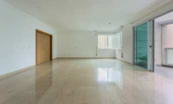 Imagem 5: Apartamento de 500m² com 4 suítes sendo 1 master com closet em Itaim Bibi - 7 vagas