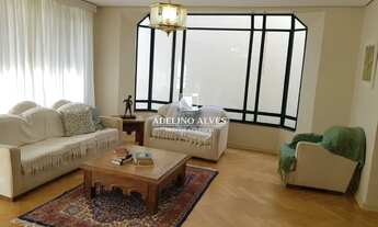 Imagem 4: Casa incrível, solar e espaçosa está localizada próximo a estação Vila Madalena do Metrô