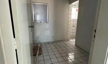 Imagem 7: Apartamento Piedade, 3 quartos, excelente localização, portão eletrônico, 180 mil