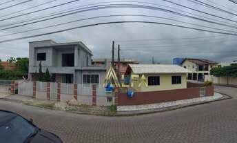 Imagem: Casa com 5 dormitórios à venda, 269 m²