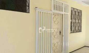 Imagem 2: Casa com 6 dormitórios à venda, 230 m² por R$ 400.000,00 - Parque Manibura - Fortaleza/CE