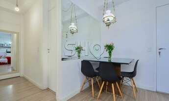 Imagem 7: Apartamento térreo com árvores ao lado da varanda, sensação de casa estilo chácara, semi m