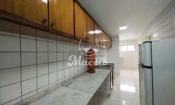 Imagem 7: Três quartos, sendo uma suíte, em frente à Praça da Faculdade