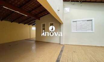 Imagem 3: Casa para locação, 2 quartos, 1 suíte, 2 vagas, Lourdes, Bairro de - Uberaba/MG