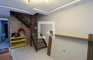 Imagem 2: Casa de Condomínio para Aluguel - Irajá, 2 Quartos, 200 m2