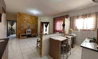 Imagem 2: Casa lado praia com 2 dorm. sendo 1 suíte no Bopiranga - Itanhaém/SP