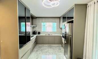 Imagem 3: Sobrado à venda, 3 quartos, sendo 1 suíte, Bairro São Luís, Jaraguá do Sul/ SC