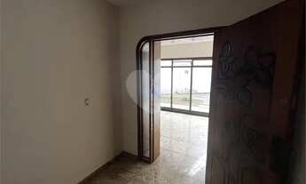 Imagem 7: Casa Vila Madalena terreno grande boa para reforma