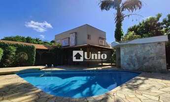 Imagem: Casa com 2 dormitórios à venda, 243 m²