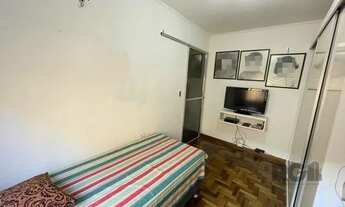 Imagem 7: Apartamento dois dormitórios, uma vaga, Bairro Cristal