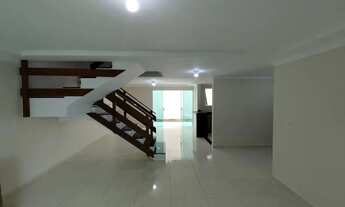 Imagem 3: Sobrado á venda no Condomínio Garibaldi das Azaleias no bairro Cachoeira/Barreirinha em Cu