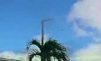 Imagem 4: Oportunidade de 240 por 199 mil - lote 480m² Cond. Mares do Sul entre Massagueira e Francê