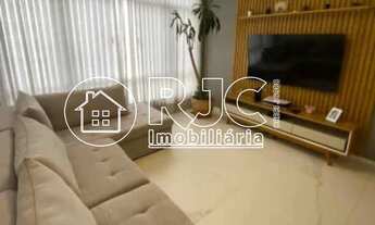 Imagem 3: Imóvel para venda possui 130 metros quadrados com 3 quartos em Vila Isabel - Rio de Janeir