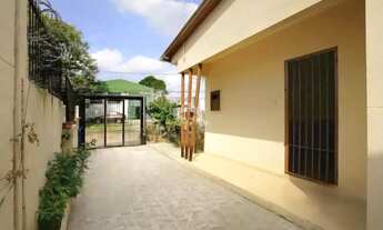 Imagem 2: CASA 4 DORMITÓRIOS NO SARANDI COM GARAGEM, CHURRASQUEIRA, PÁTIO E ÁRVORES FRUTÍFERAS