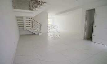 Imagem 4: More Próximo ao Parque Barigui Sobrado Novo com Suíte e Hidromassagem