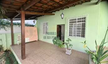 Imagem: Casa com 4 Quartos e 3 banheiros à Venda