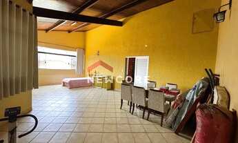 Imagem 2: Casa em Rua Professor Mário Celso de Almeida - Parque São Cristóvão - Taubaté/SP