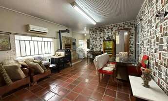 Imagem 2: Casa 03 dormitórios, no bairro Goiás com espaço comercial