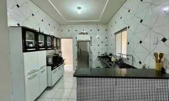 Imagem 5: ANTÔNIO) ÓTIMA CASA