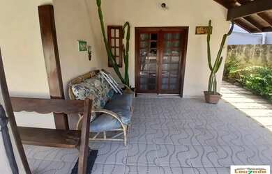 Imagem 4: Sobrado para Locação em Peruíbe, Centro, 4 dormitórios, 2 suítes, 3 banheiros, 1 vaga