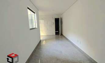 Imagem 2: Apartamento com elevador, 2 dormitórios, suíte, Vila Pires em Santo André