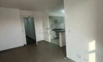 Imagem 3: Oportunidade - Apartamento - Residencial Sinai - Jardim Colonial - 2 Dormitórios - 52m²
