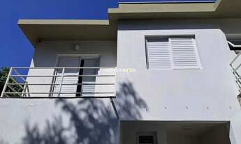 Imagem 4: Alugo casa em condomínio São 4 dormitórios, sendo 2 suítes, além de 3 banheiros