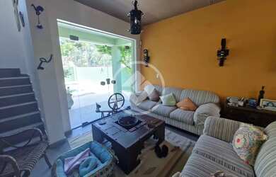 Imagem 3: CASA A VENDA UMA QUADRA DA PRAIA GUAIUBA GUARUJÁ SP codigo: 108771