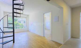 Imagem 2: Cobertura 2 quartos e vaga de garagem no Passo da Areia