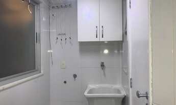 Imagem 2: Apartamento de 3 quartos sendo 1 suíte, todos com armários, 1 banho social, 1 banheiro de