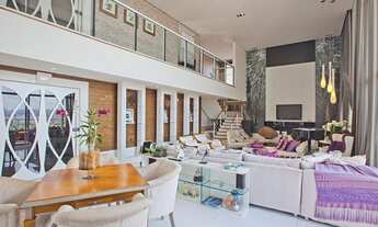 Imagem: Duplex para venda com 741 metros quadrados