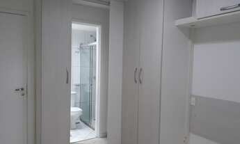 Imagem 3: Prédio em excelente localização, farto comercio ao lado do metro