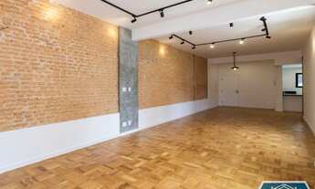 Imagem 6: More na Rua Frei Canecas. Apartamento todo reformado!