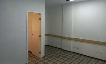 Imagem 4: Sala comercial no Centro Empresarial Farol da Barra