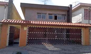 Imagem: Sobrado com 242 m², 4 dorms sendo 2 suítes