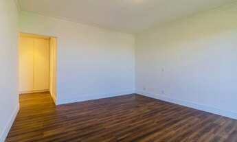 Imagem 6: Apartamento para venda tem 300 metros quadrados com 4 quartos em Santo Amaro - São Paulo