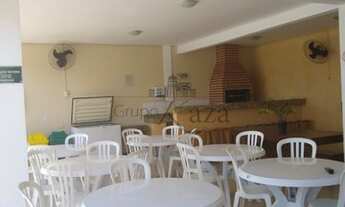 Imagem 7: Apartamento para aluguel e venda possui 62 metros quadrados com 2 quartos