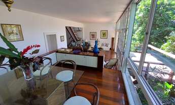 Imagem 6: Casa de condomínio para venda possui 270 metros quadrados com 3 quartos