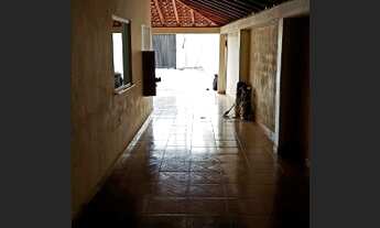 Imagem 6: Aluga se uma casa no bairro 13 de setembro 1600, contato *32