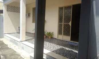 Imagem 3: Casa linear à venda em Bangu, quintal amplo, varanda e 2 vagas - Rio de Janeiro/RJ