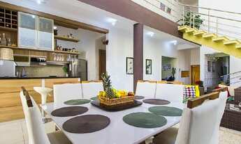 Imagem 3: Lindo sobrado com 237m² - ampla sala, cozinha completa, churrasqueira e piscina