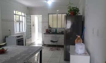 Imagem 2: Sobrado 3 dormitórios e 1 suite, na Campo Grande