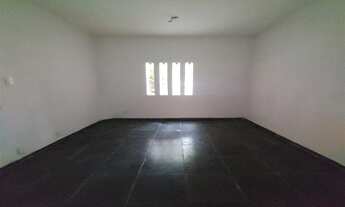 Imagem 6: Casa 04 dorms e 05 vagas